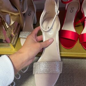 SO Silver and Cream Heels